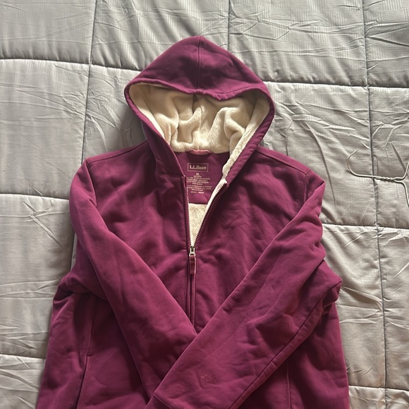 L.L. Bean lined hoodie, women’s size XL - Picture 2 of 3